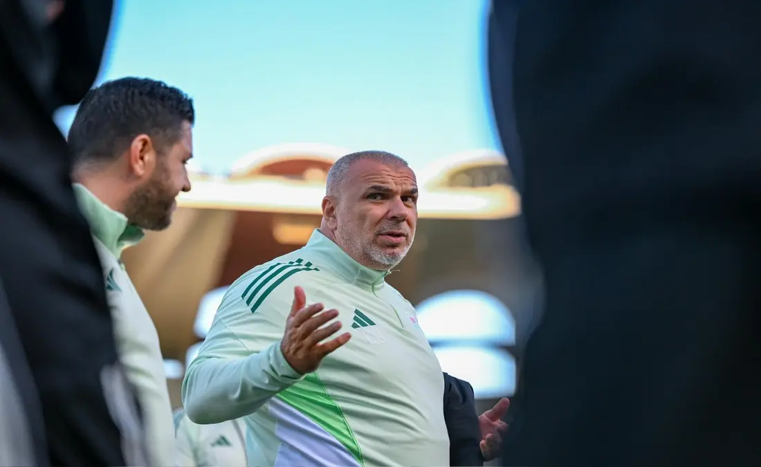 الجزيرة والنصر ينتظران قرار كوزمين مع منتخب الإمارات