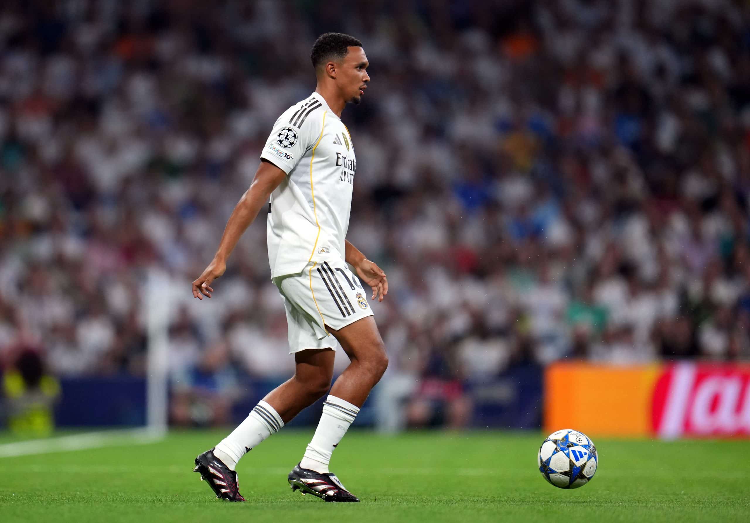 ألكسندر أرنولد يرسل رسالة شكر لجماهير ريال مدريد