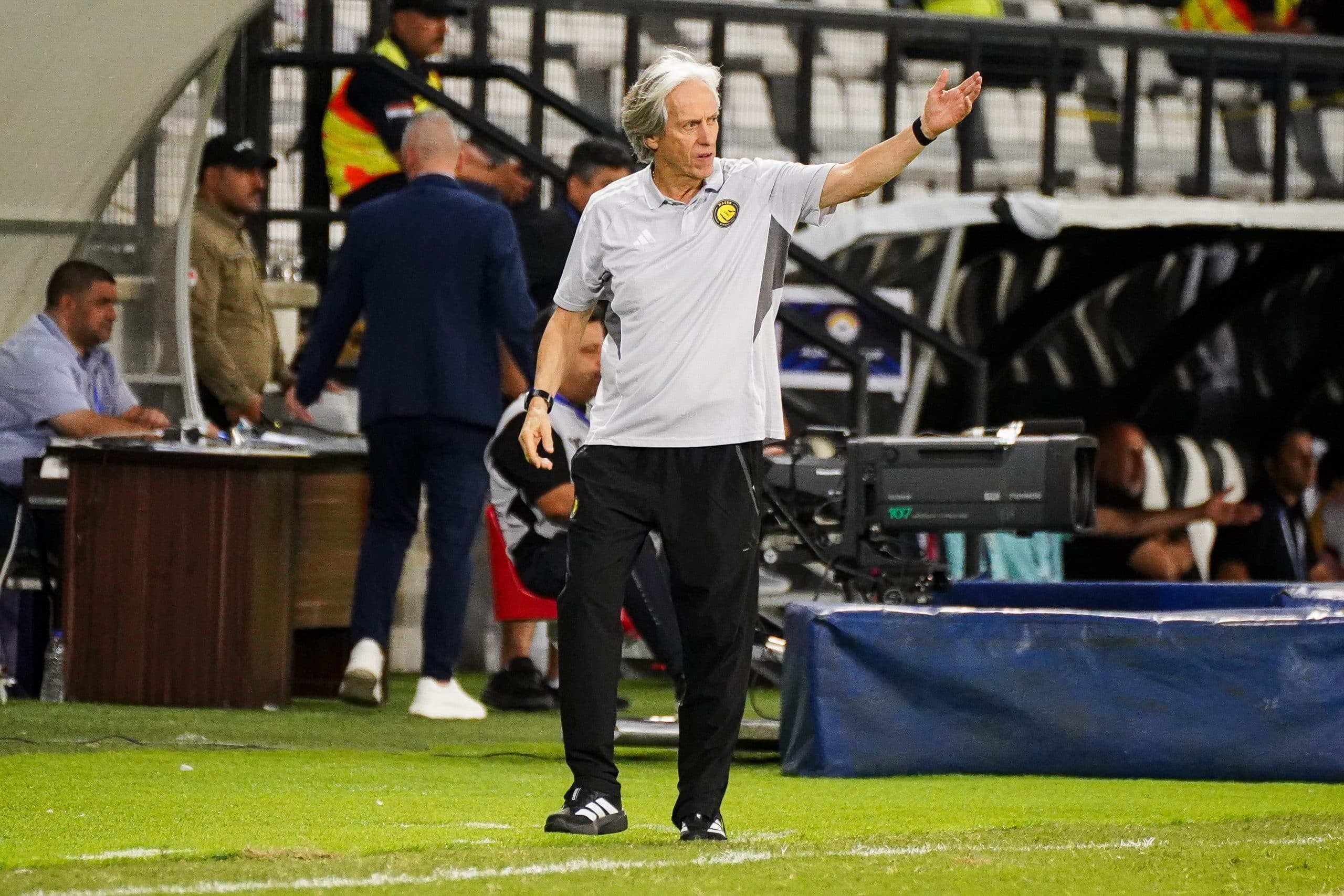 وكيل جيسوس يعلن قرار الرحيل النهائي عن النصر
