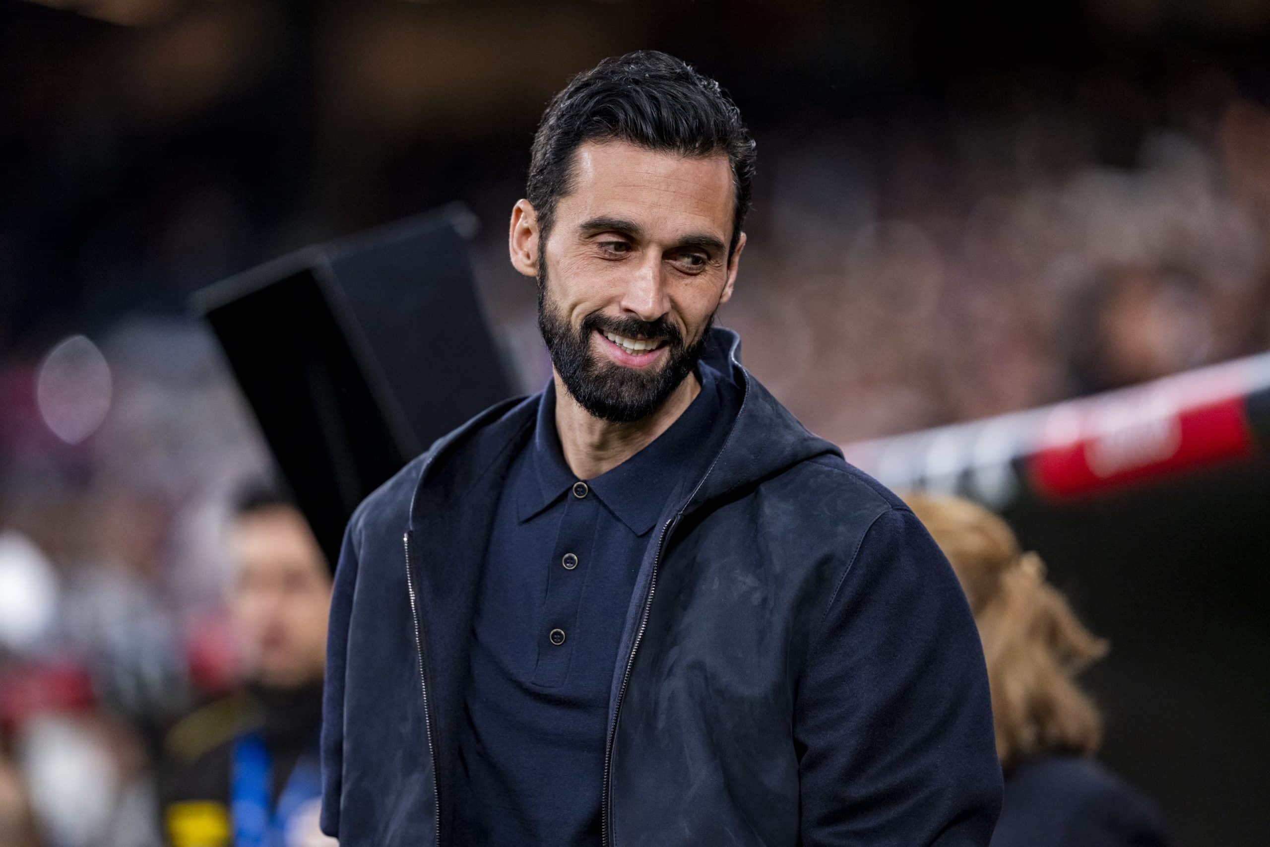 ألفارو أربيلوا يودع ريال مدريد قبل مباراة أتلتيك بلباو