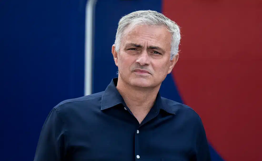 وكيل مورينيو يعرض نجم باريس سان جيرمان لريال مدريد