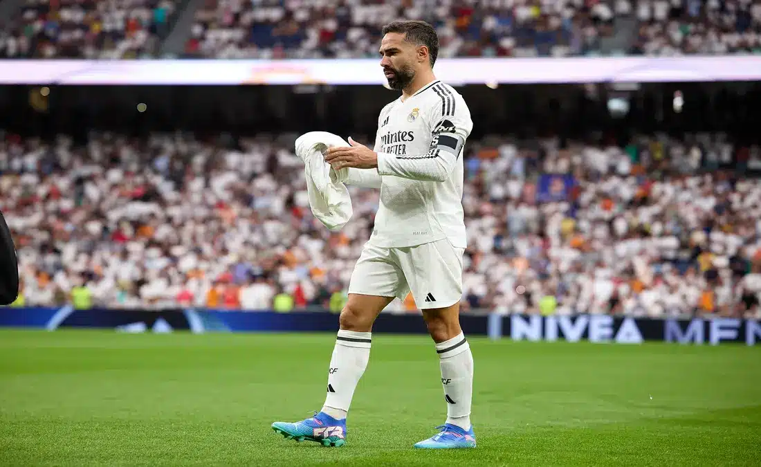 وداعية جماهير ريال مدريد لداني كارفخال في برنابيو