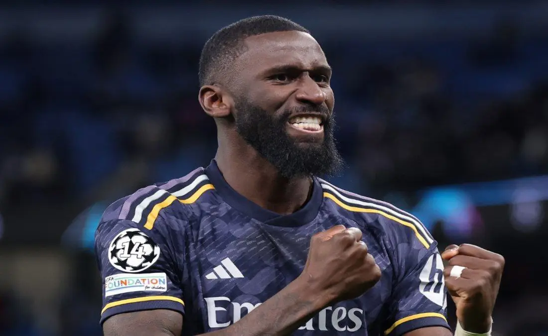 ريال مدريد يقترب من تجديد عقد روديجر حتى 2027