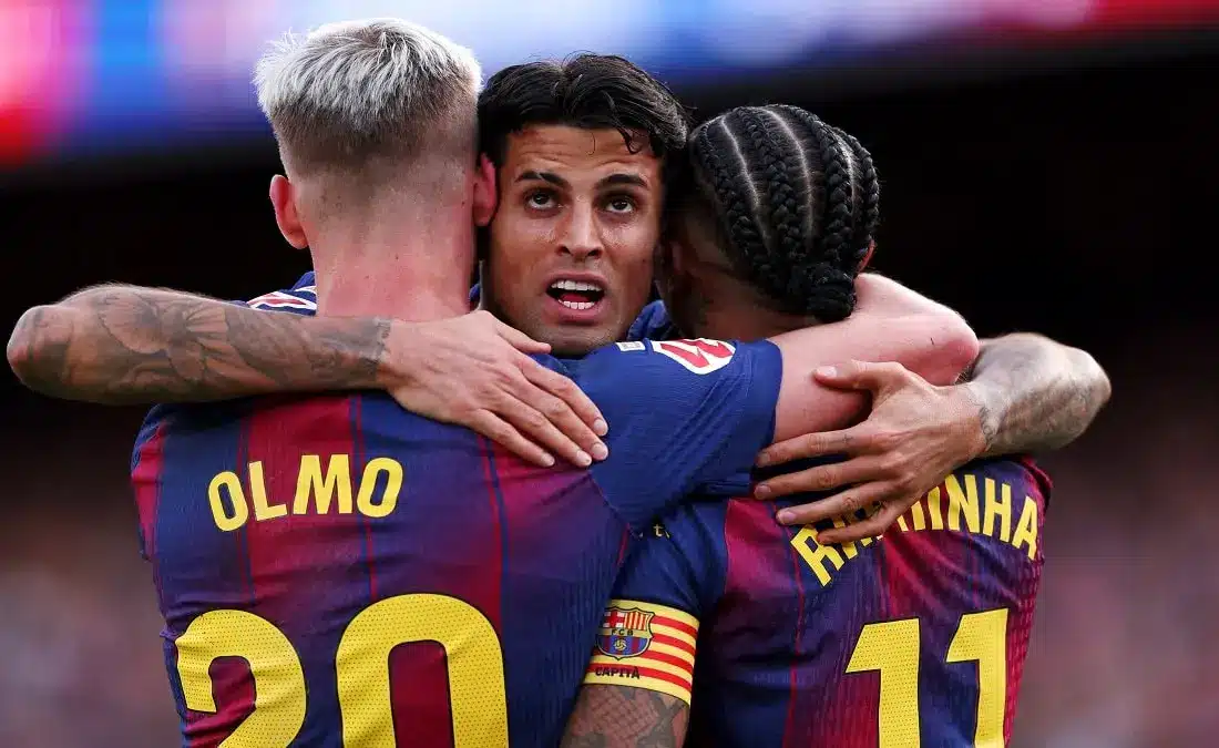 كانسيلو يعلن عن رغبته القوية في الانضمام لبرشلونة