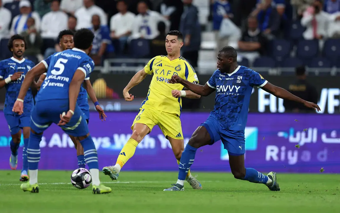 صراع النصر والهلال في الجولة الأخيرة: من سيتوج باللقب؟